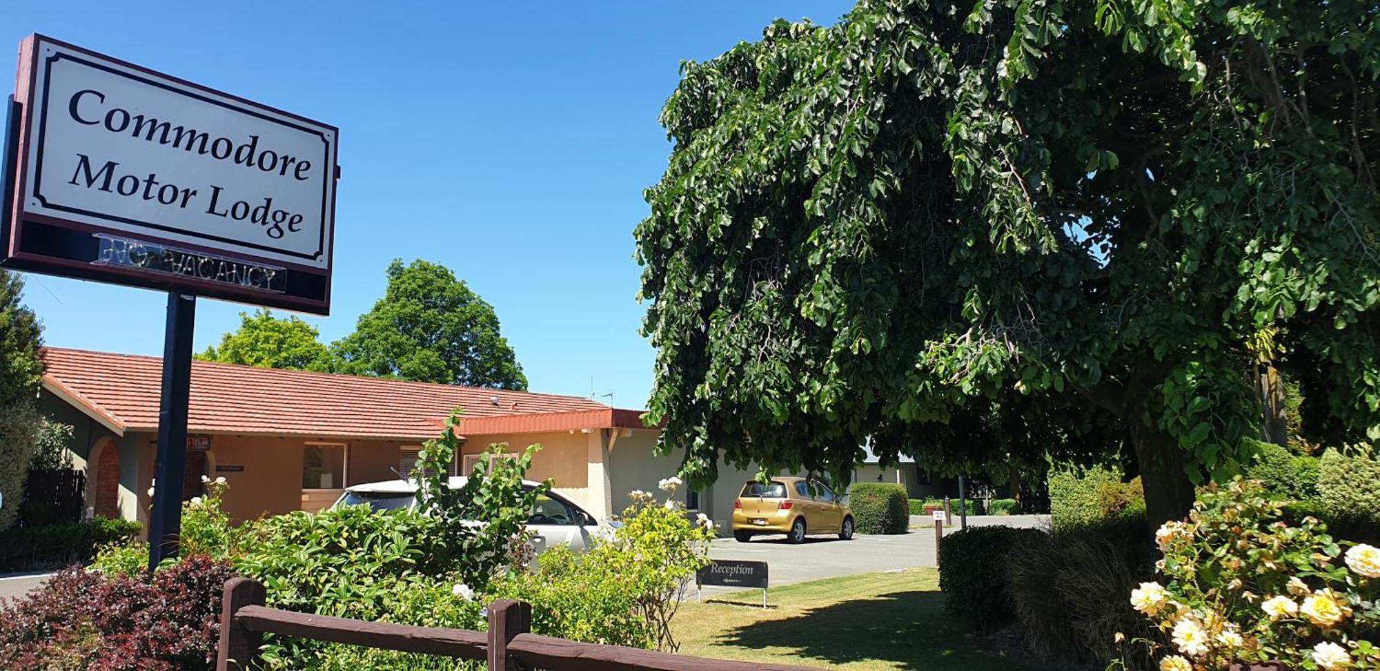 Commodore Motor Lodge Ashburton Exterior photo